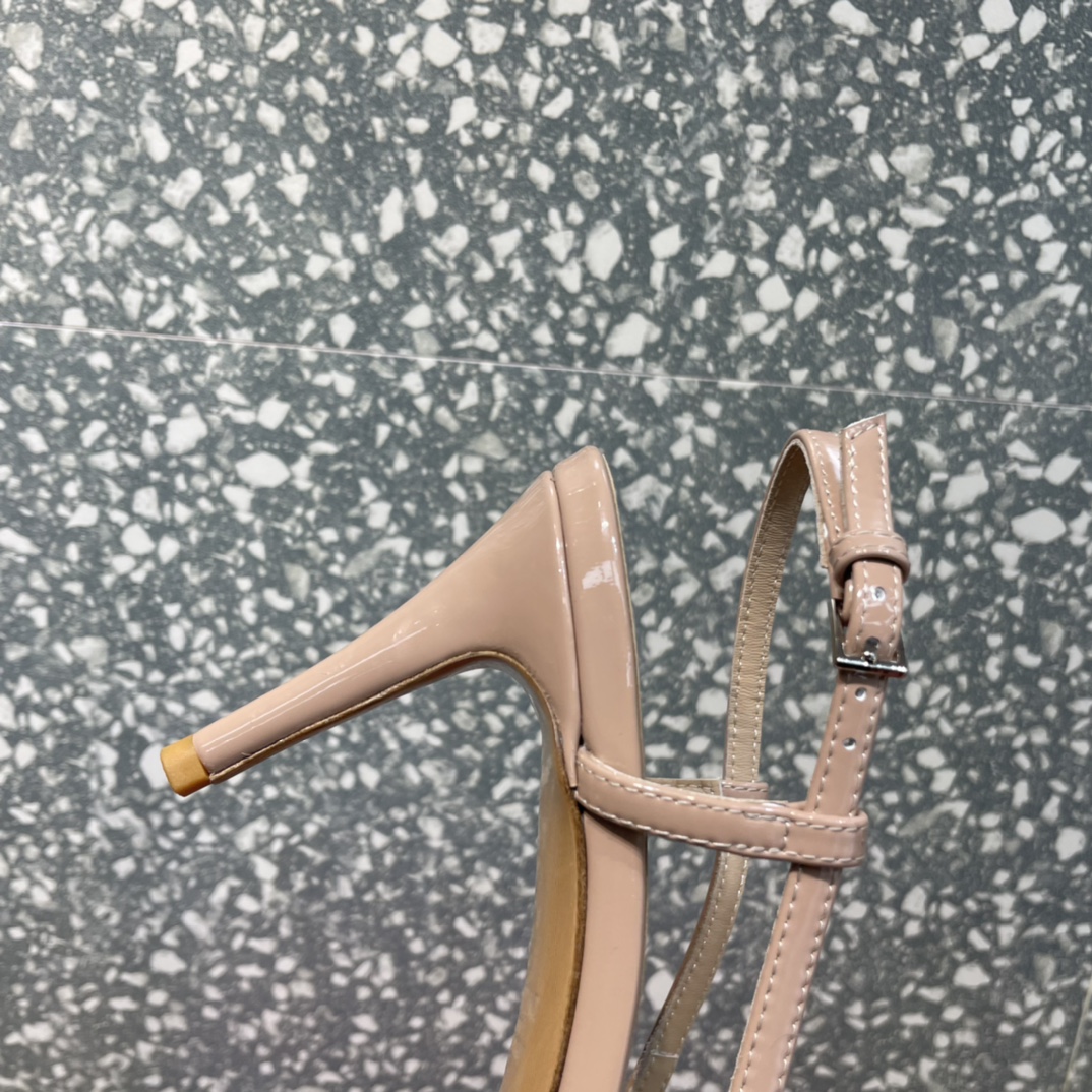 Women's high heels
